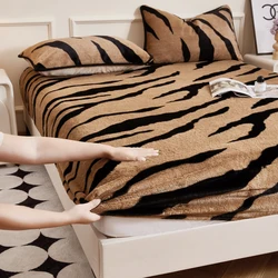 Super Soft Bedsheet Plush Fitted Sheet for Winter Warm Bed Cover Leopard Print Mattress Protector couvre lit (No Pillowcase)