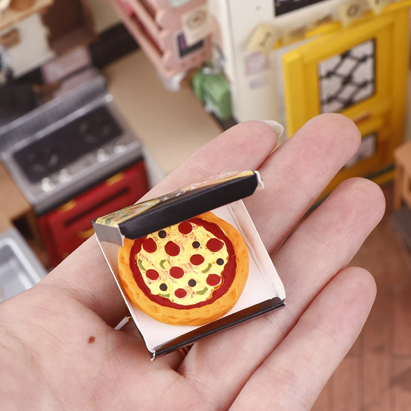 1Set 1:12 Casa delle bambole in miniatura Pizza con scatola di imballaggio Modello da cucina Accessori alimentari per la decorazione della casa delle bambole Giochi di imitazione Giocattoli regalo