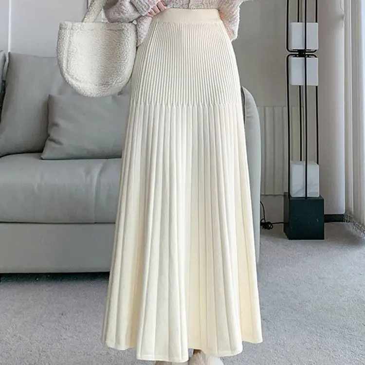 Knitted pleated skirt for women Autumn Winter 2024 new elastic high-waisted slimming A line wrapped buttock fishtail skirt