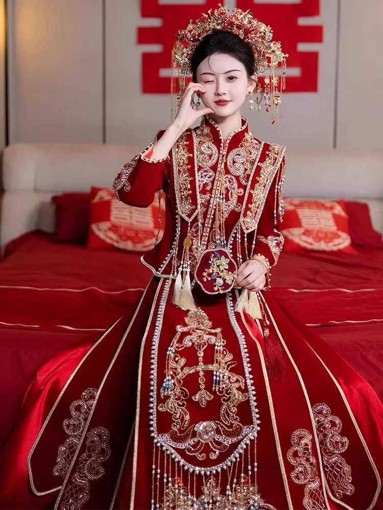 

New heavy-duty velvet wedding dress large-sized Chinese-style for brides