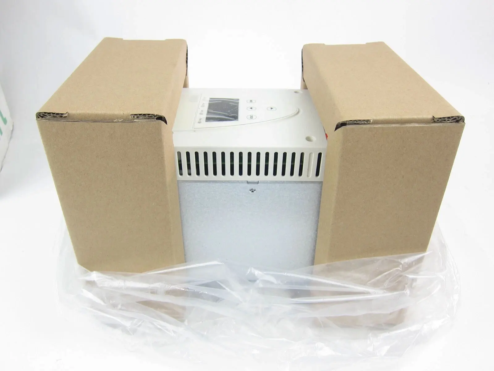 

Совершенно новый ATS22D17S6U ATS22D32S6U ATS22D47S6U ATS22D62S6U ATS22D75S6U ATS22D88S6U Гарантия один год