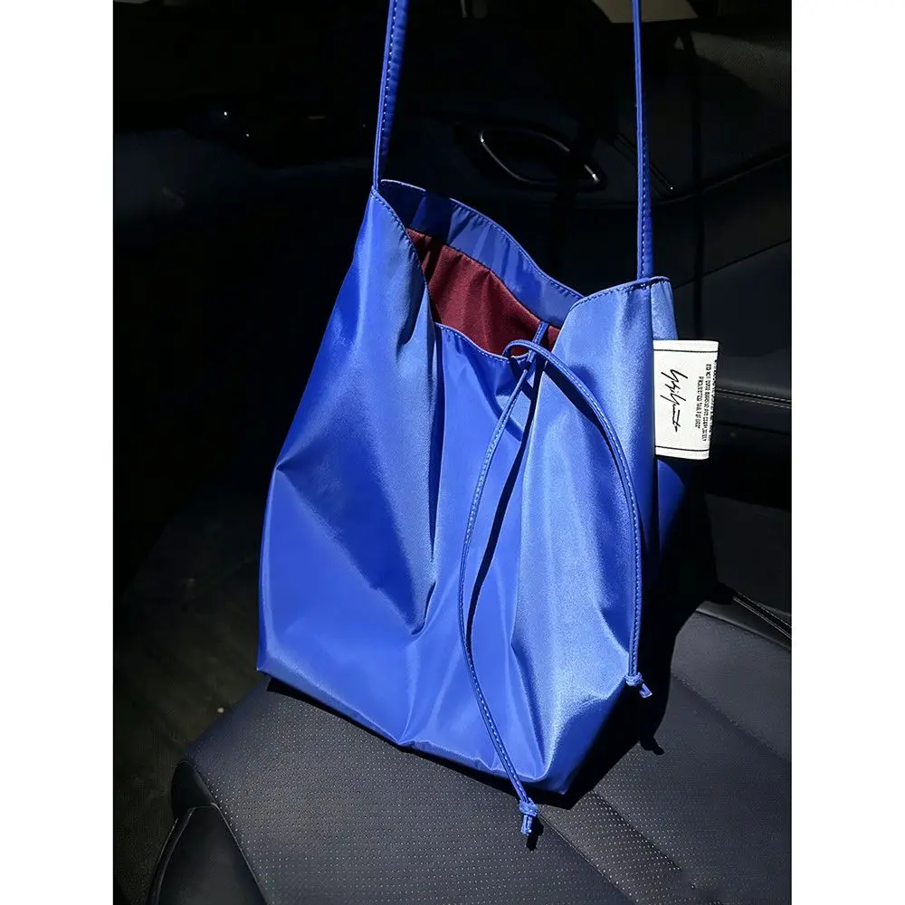 Shoulder Bags Girl Large Capacity Causal Nylon Classical Commute Pure Color Bucket Bag