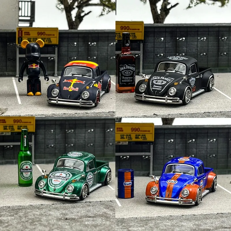 

In stock 1:64 Volkswagen Beetle die-cast simulation alloy car model, boys' holiday gift toy, adult decorative item.