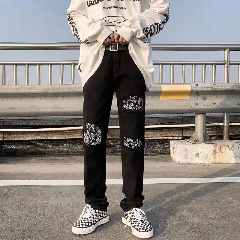 

Men's High Street Fashion Denim Jeans Black Slim Fit Long Pants Torn Hole Design Comfortable Straight Tube Jeans Casual Wear