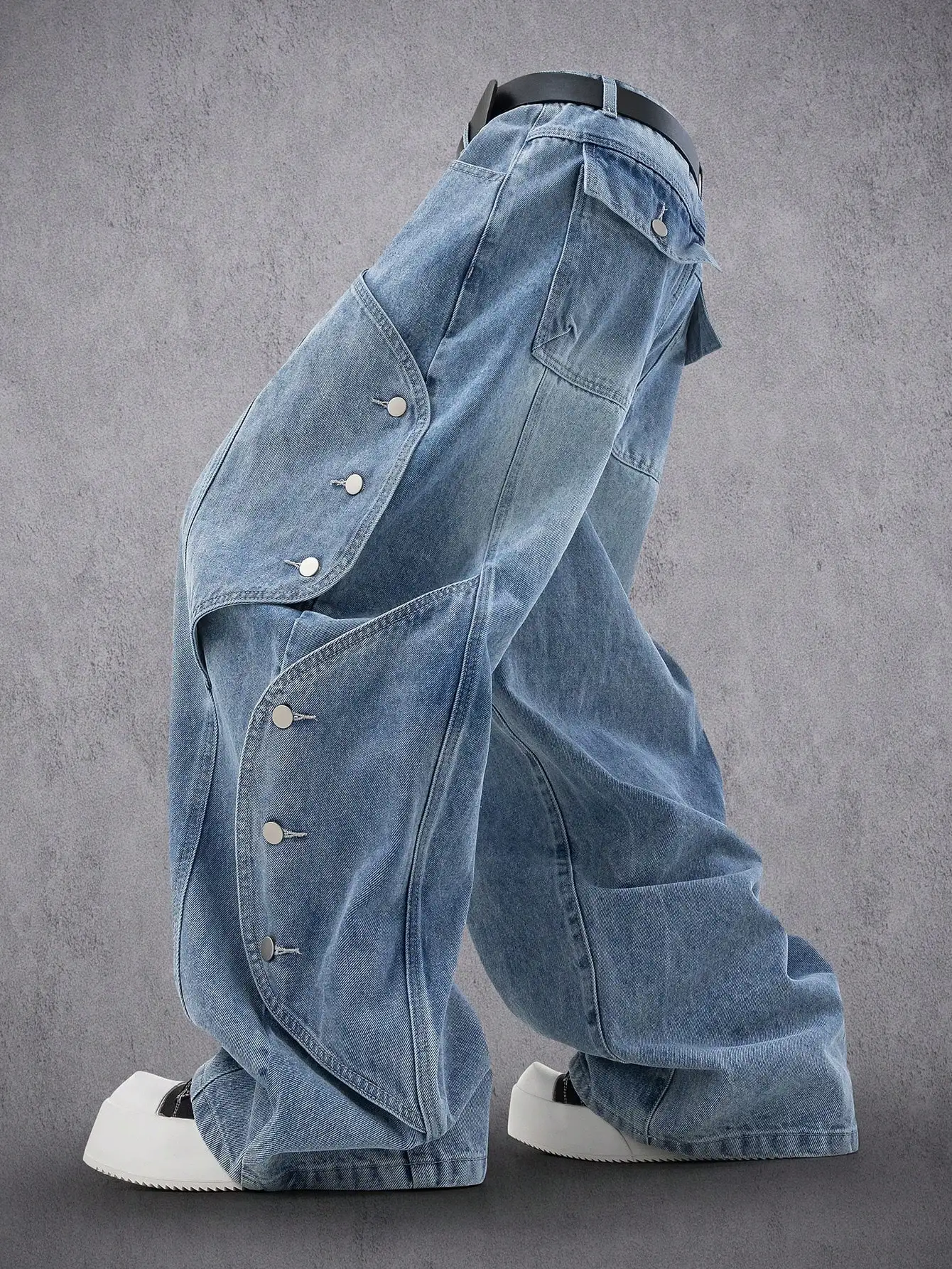 Street Fashion Outfit - Men's Washed Blue Wide-Leg Jeans with