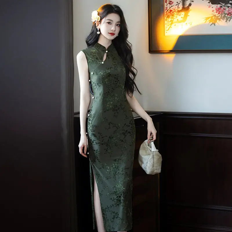 

Green Sleeveless New Chinese Style Long Cheongsam Improved for Young 2026 Women's High-end Qipao