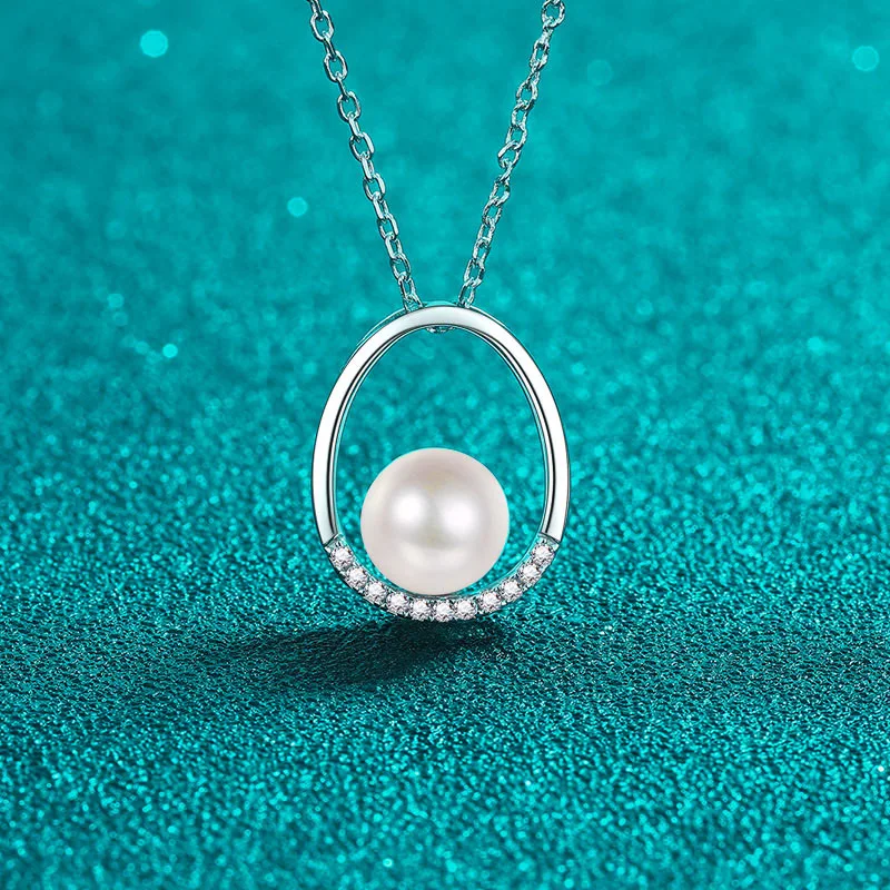 18K gold moissanite pearl necklace oval pendant elegant and plated PT950 platinum commuter clavicle chain