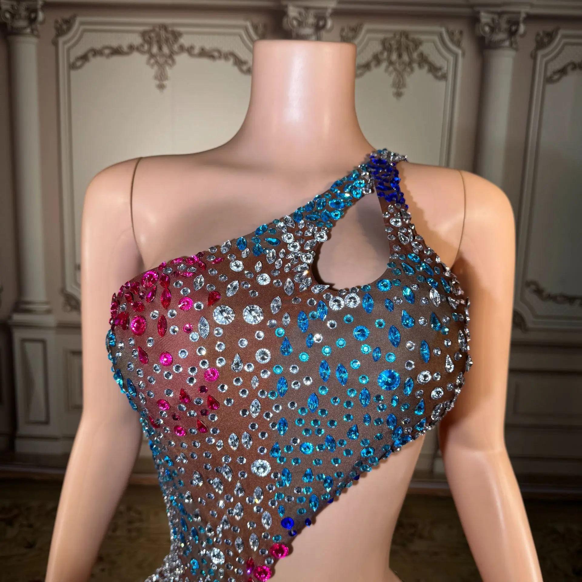

Retro Heavy-Duty Colorful Rhinestone Chiffon One-Shoulder Hollow-Out Sexy One-Piece Swimsuit Tight-Fitting Slimming Hot Girls