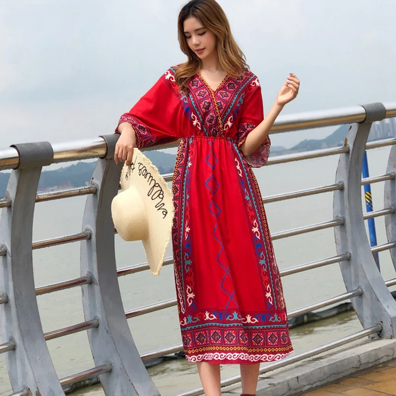 

Yunnan National Style Women's Clothing Hainan Sanya Seaside Holiday Beach Skirt Desert Photography Exotic Grassland