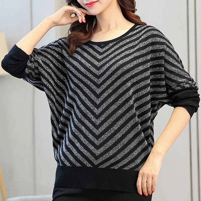 Spring Autumn Vintage Striped Wave Cut Spliced Knitted Sweaters Female Loose Batwing Sleeve Stylish Bright Silk O-Neck Jumpers