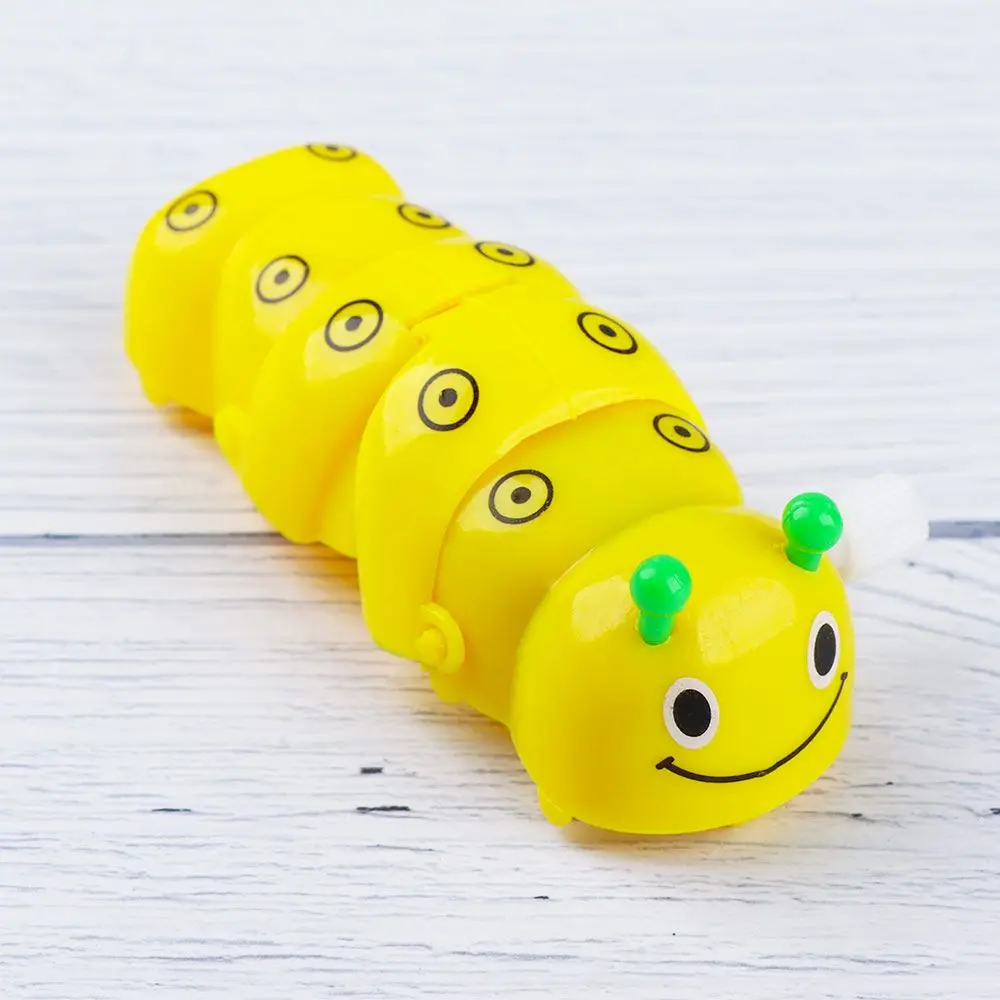 Presentes de plástico engraçado adorável brinquedo de corda em forma de lagarta brinquedo de relógio de desenho animado