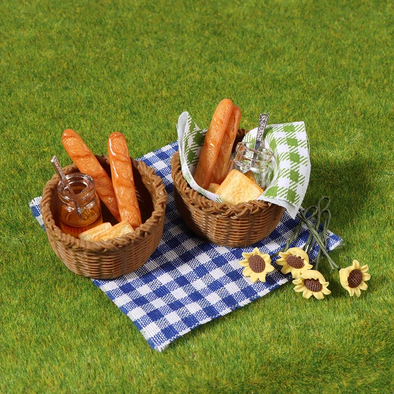 1Set 1:12 Dollhouse Miniature Honey Bread Basket Fabric Picnic Basket Kitchen Model Decor Toy Doll House Accessories