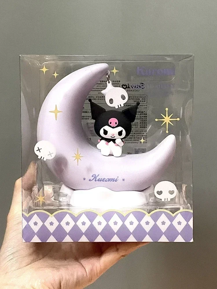 Sanrio Genuine Kawaii Kuromi Cinnamoroll Crescent Beautiful Dream Led Light-emitting Cute Night Light Ornaments  Children's Gift