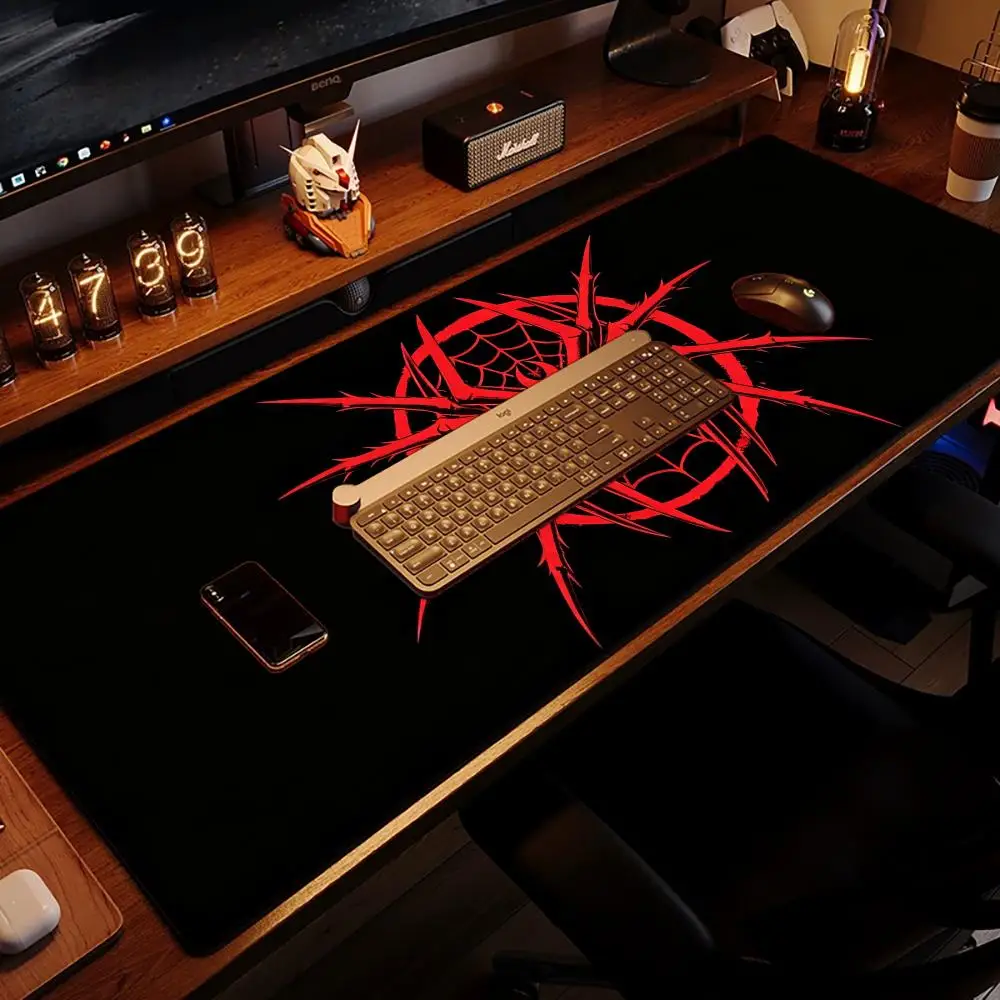 Large Gaming Mouse Pad Artistic Pattern Of Red Spider With Web Texture Rubber Non‑slip Table Pad Perfect For Office And Gamers