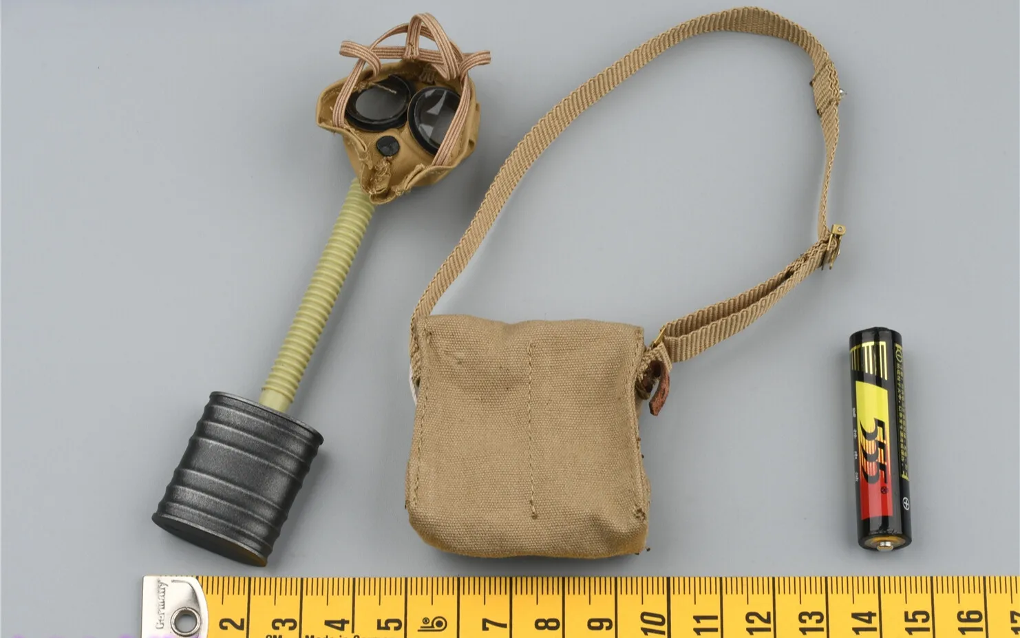DID B11013 1/6 مقياس أقنعة وحقائب الغاز الجندي نموذج للمشاة البريطانية 12 ''WWI