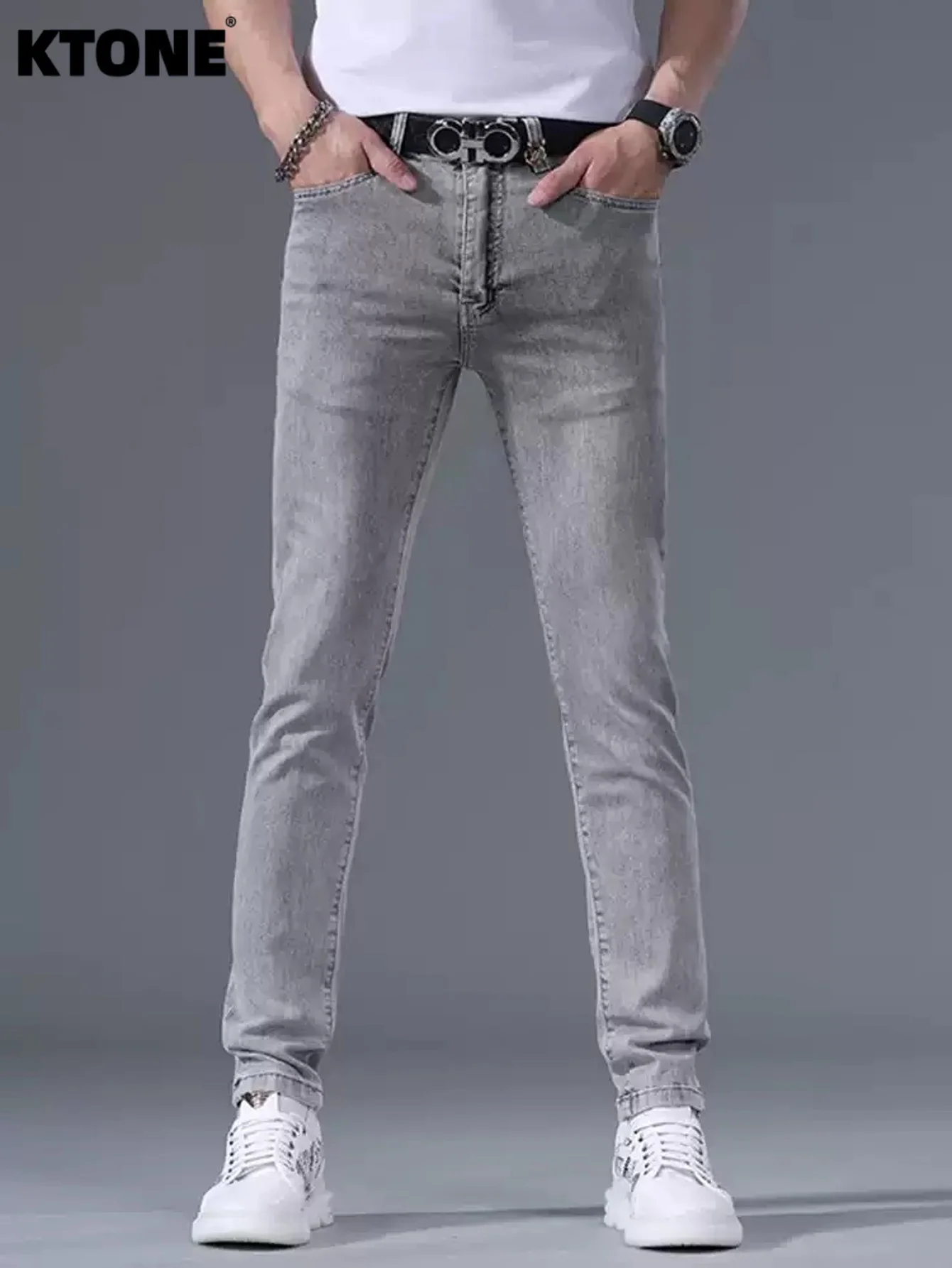 

Минималистичные серые джинсы slim fit для мужчин, уличный стиль, легкий ретро-дизайн. Аксессуары и ремни в комплект не входят.