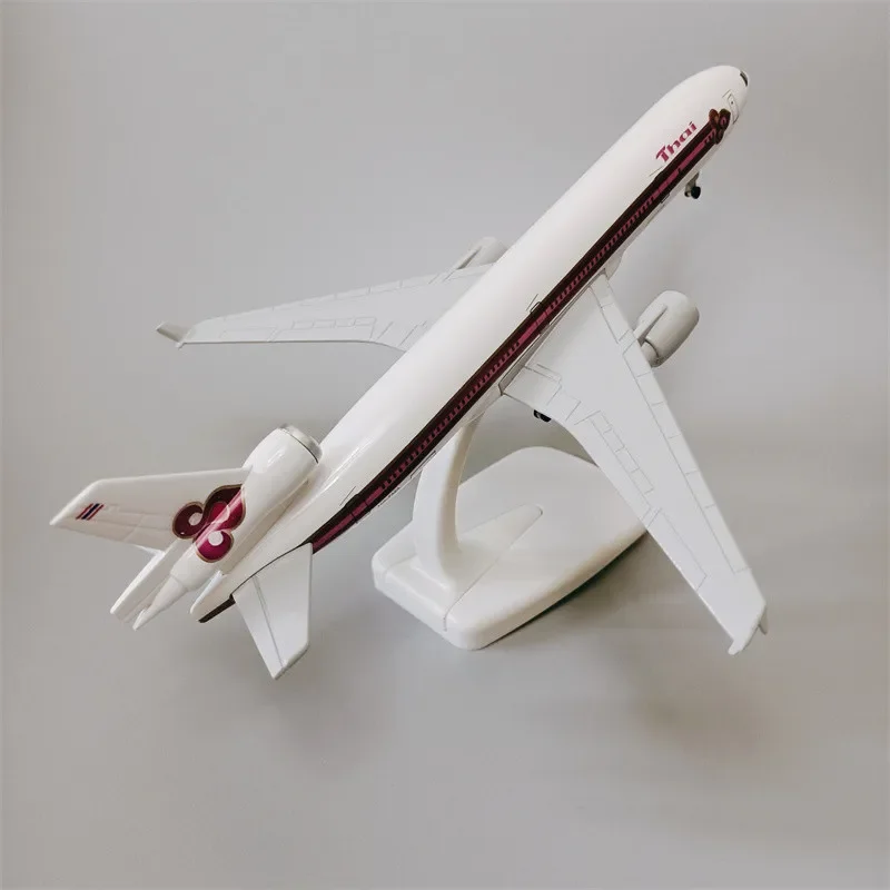 

20cm Alloy Metal Thailand Air THAI Airlines MD MD-11 Airways Diecast Airplane Model Plane Model Aircraft w Wheels Landing Gears