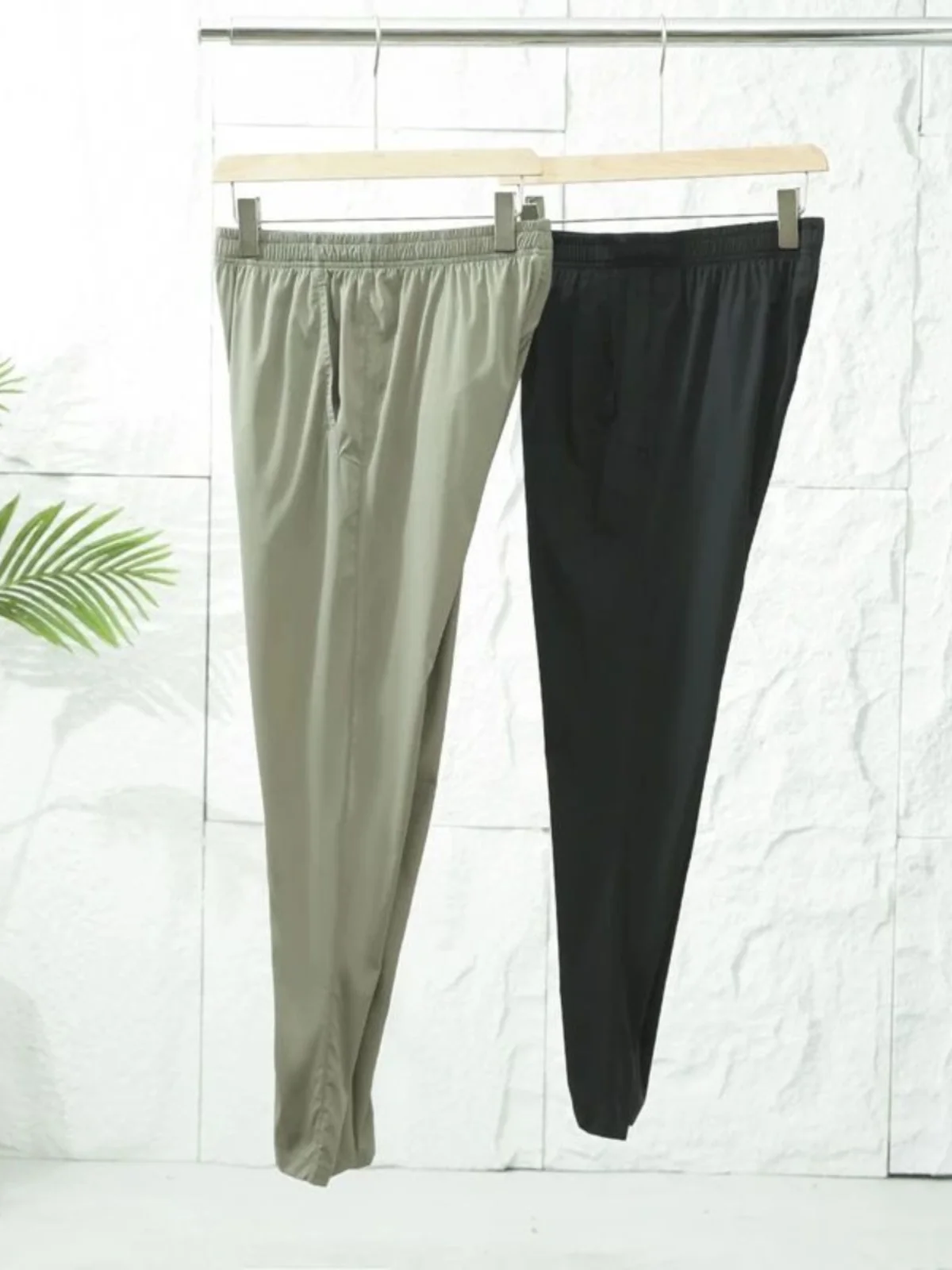 

Light! Thin! Soft! Elastic Waist! Summer Men's Ice Silk Straight Leg Casual Pants Skin Tight Jeans Faion Urban Sle