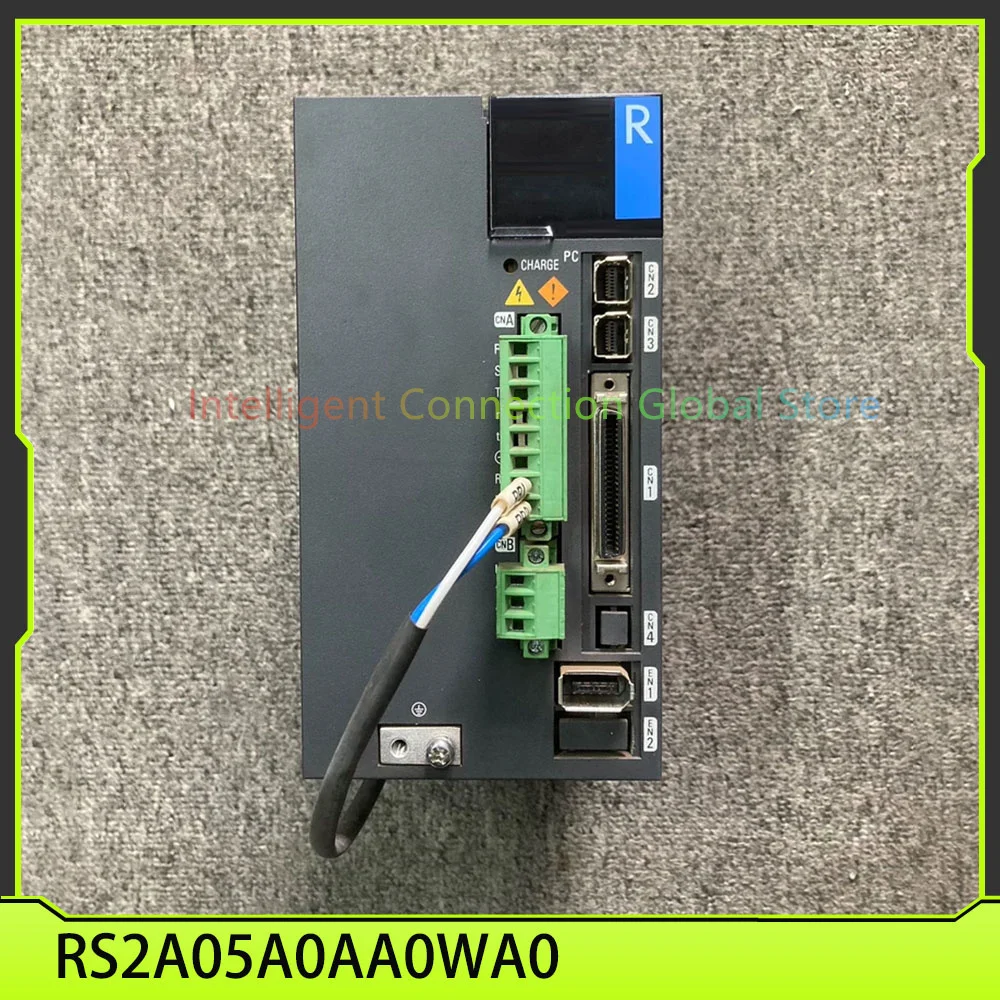 Motor servo driver input 200-230V AC output 0-326V 12A RS2A05A0AA0WA0