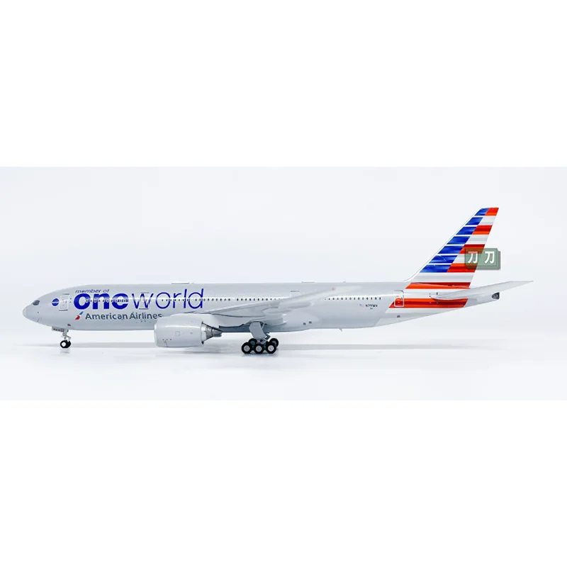 

Коллекционная модель самолета NG American Airlines B777-200 N791AN из сплава, масштаб 1:400
