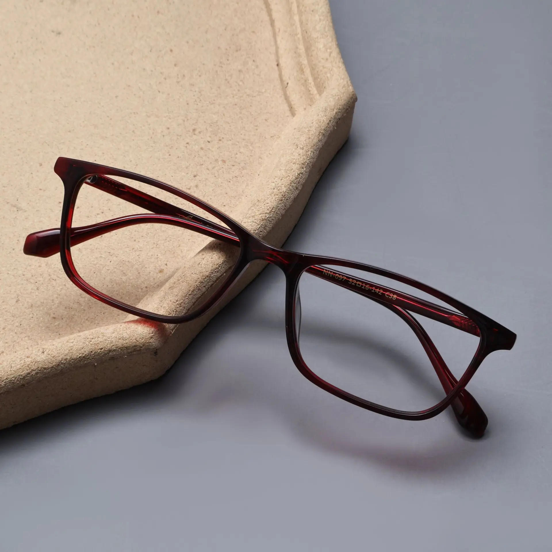 Women's burgundy narrow square acetate frame, individually curved temples by handmade， model：Nn0097