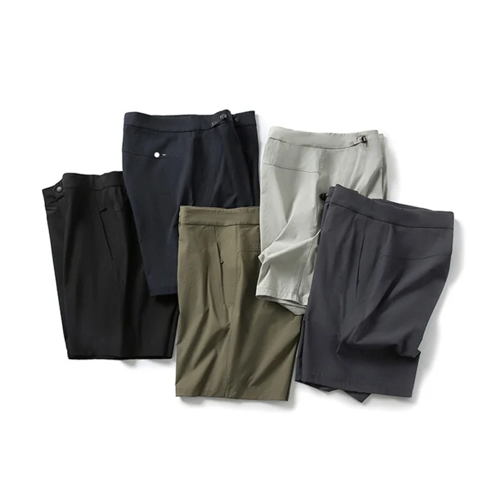 

Высококачественные летние мужские легкие тонкие спортивные повседневные шорты из тиацетата с прямыми штанинами и средней посадкой на талии