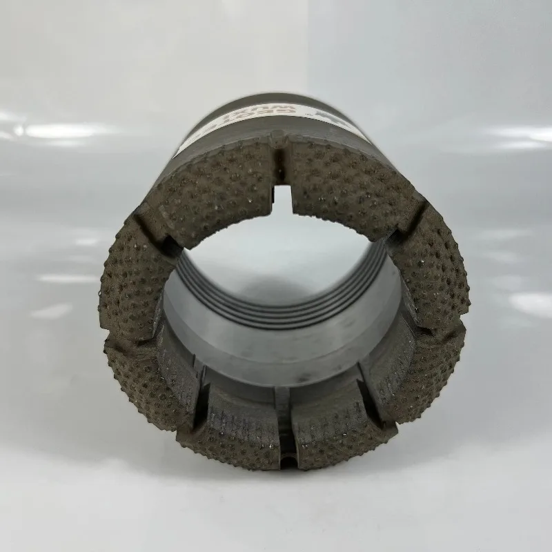 32 سعر لقمة مثقاب الصخور PQTT مجموعة سطح التفريغ الداخلي الجانبي لقمة الحفر الماسية لقمة التعدين الحفر الجيولوجية