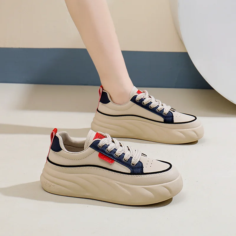 2024 Autumn New Breathable Little White Shoes Women's Leather Casual Board  Versatile Muffin Shoes Womens Shoes Fashin