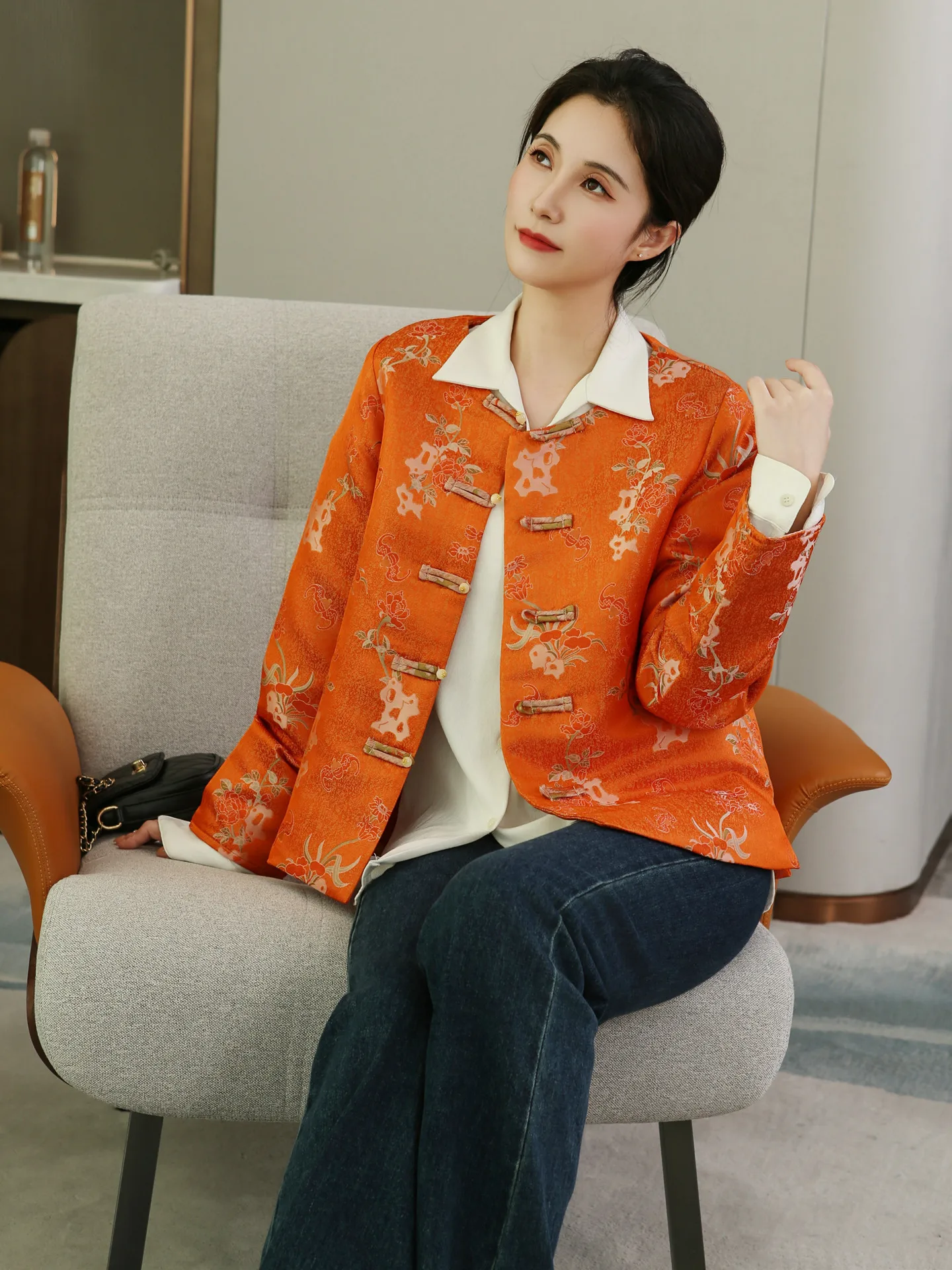 nouveau-chinois-sle-vetements-d'exterieur-pour-femmes-2025-automne-nouvelle-chanson-jin-ample-long-col-sve-haut-a-la-mode-traditionnel-tang-costume