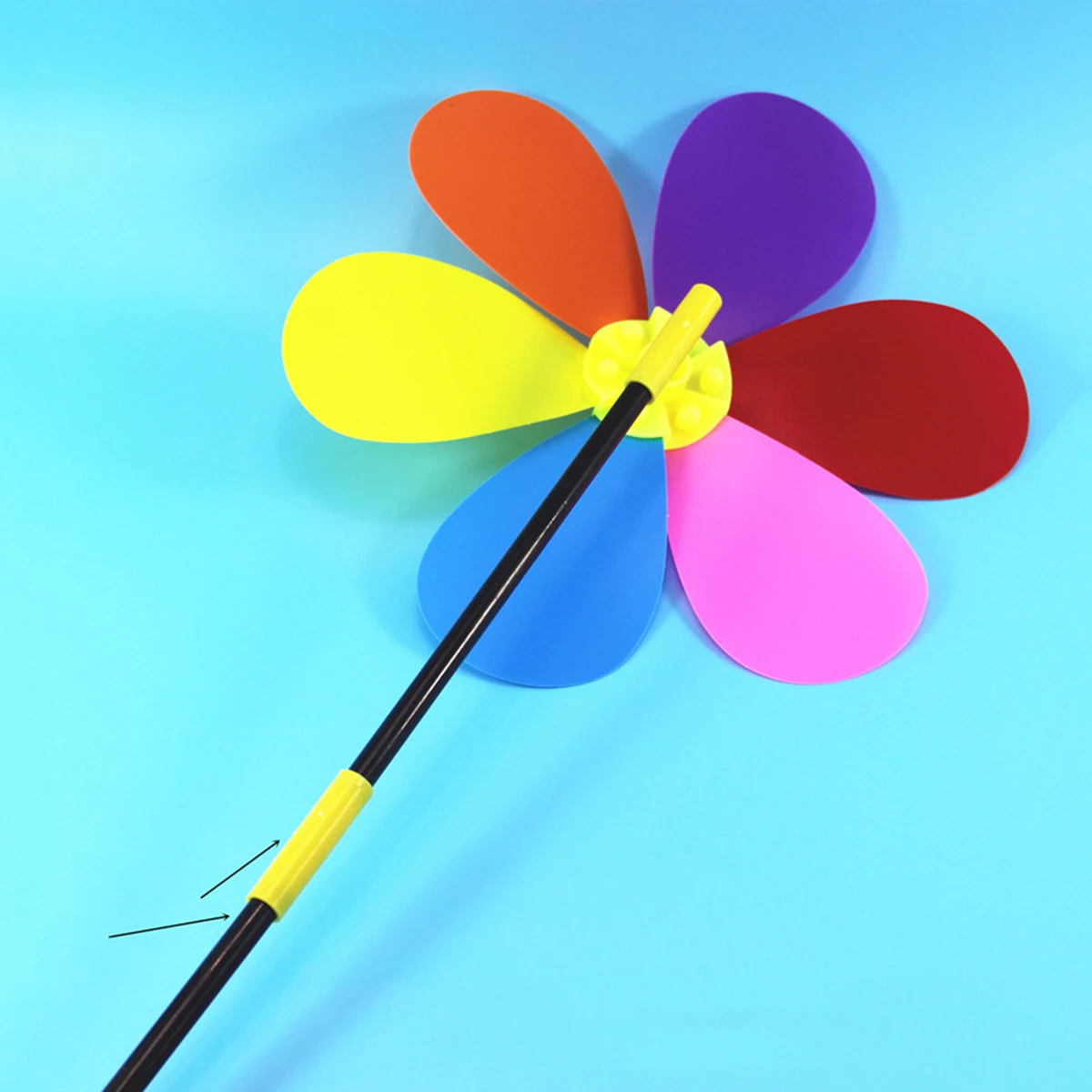 

Sun Petal Windmill Plastic Flower Shape Various Colors Kids Toy Garden Lawn Decoration Yard Windmill