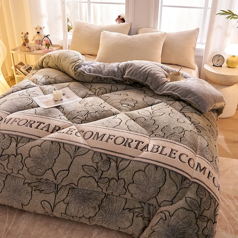 Double Sided Velvet Insulation Duvet Autumn and Winter Milk Velvet Cotton Quilt Printed Comfortable Temperature Locked Blanket