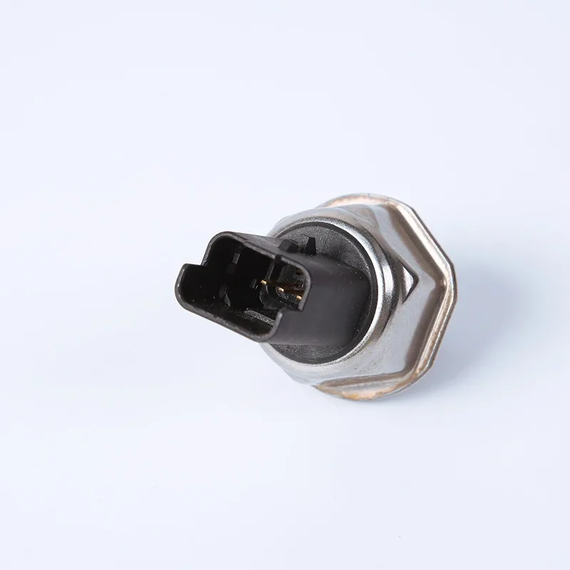 5pcs Diesel vehicle high pressure fuel rail pressure sensor common rail system automotive engine oil pressure detection