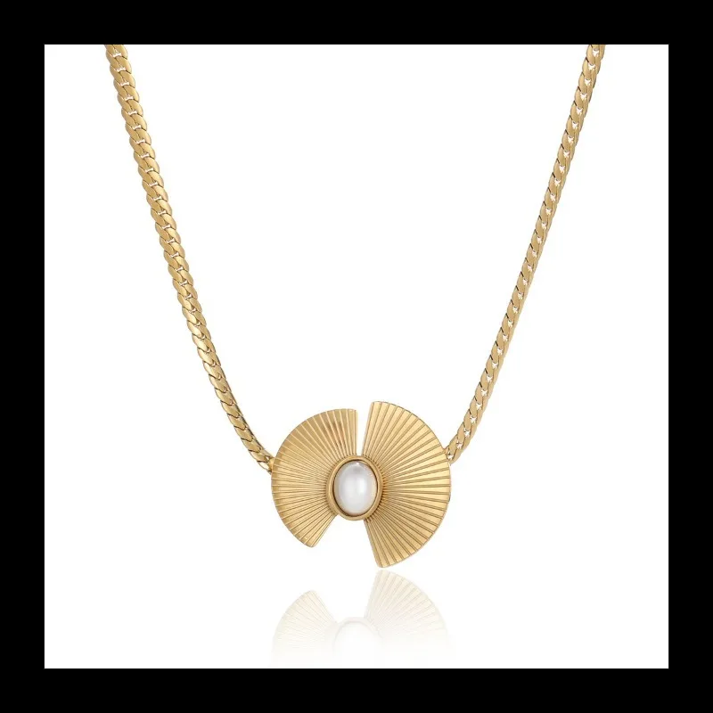 أزياء الفولاذ المقاوم للصدأ مروحة غير متناظرة قلادة اللؤلؤ التيتانيوم الصلب قلادة المتخصصة قسط سلسلة الترقوة