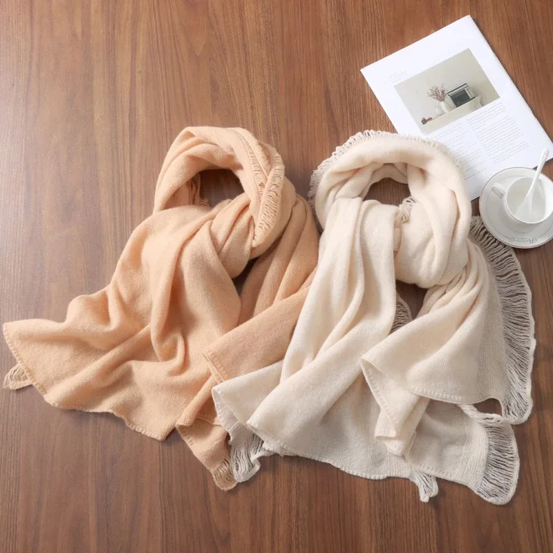 

Женский шарф с кисточками из 100% шерсти, зимний мягкий теплый однотонный кашемировый длинный шаль, теплая модная бандана из пашмины, повязка на голову