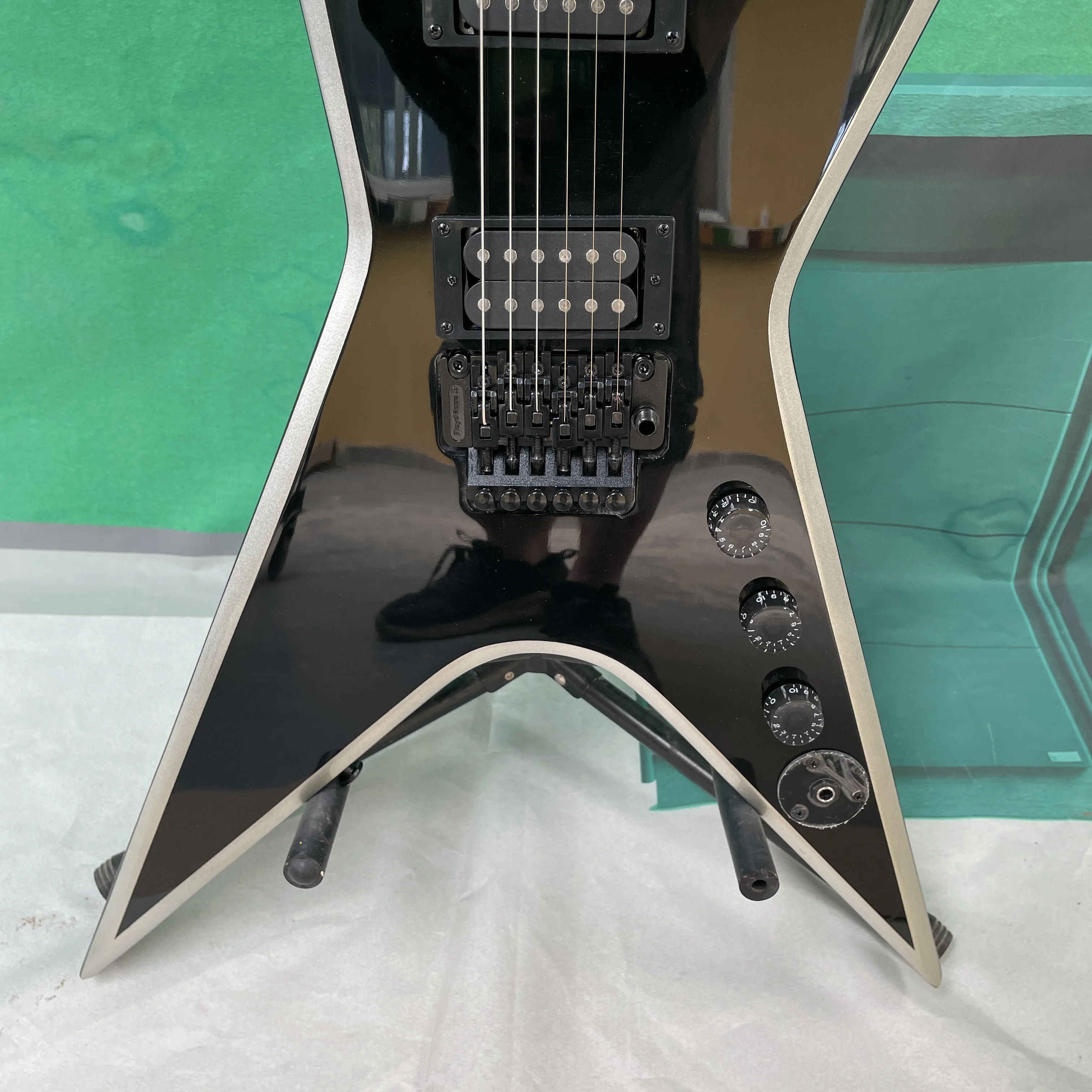 6-string electric guitar multiple knob volume control, minimalist rosewood fingerboardguitars, professional performance guitarra