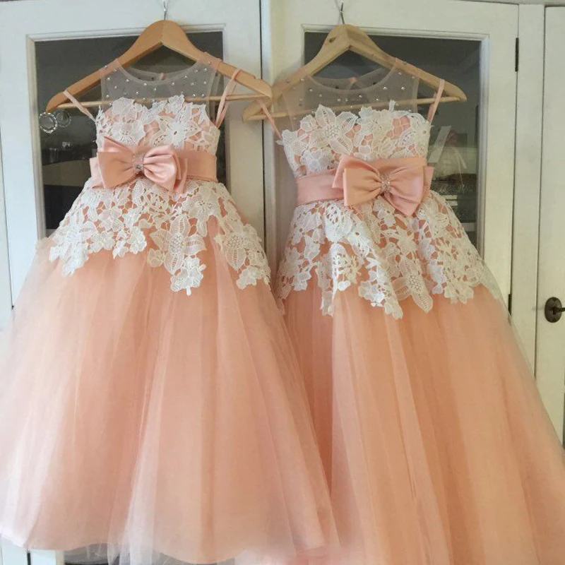 

Champagne Flower Girl Dresses Tiered Tulle Applique With Bow Belt Sleeveless For Wedding Holy Communion Birthday Gowns