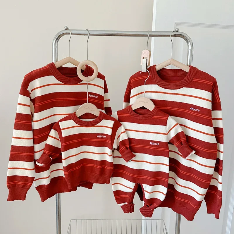 2025 Autumn Family Matching Sweater Red White Stripe Knitwear Tops Mom Dad and Baby Girls Boys New Year Fashion Casual Clothes