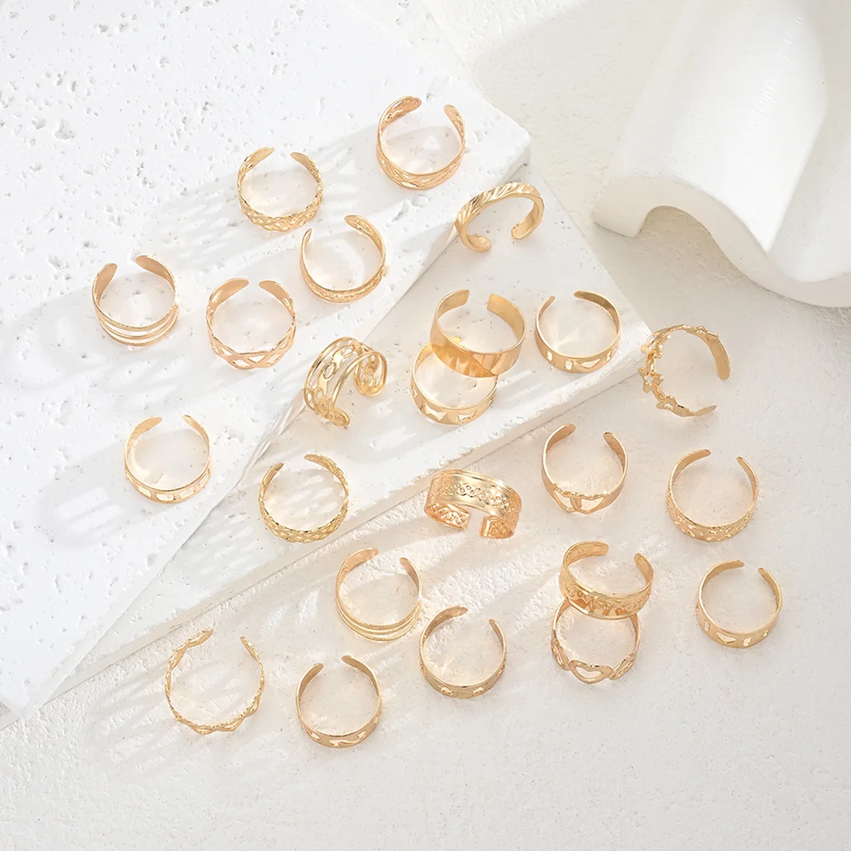 Women's Minimalist Hollow Heart Star Line Adjustable Toe Ring Set