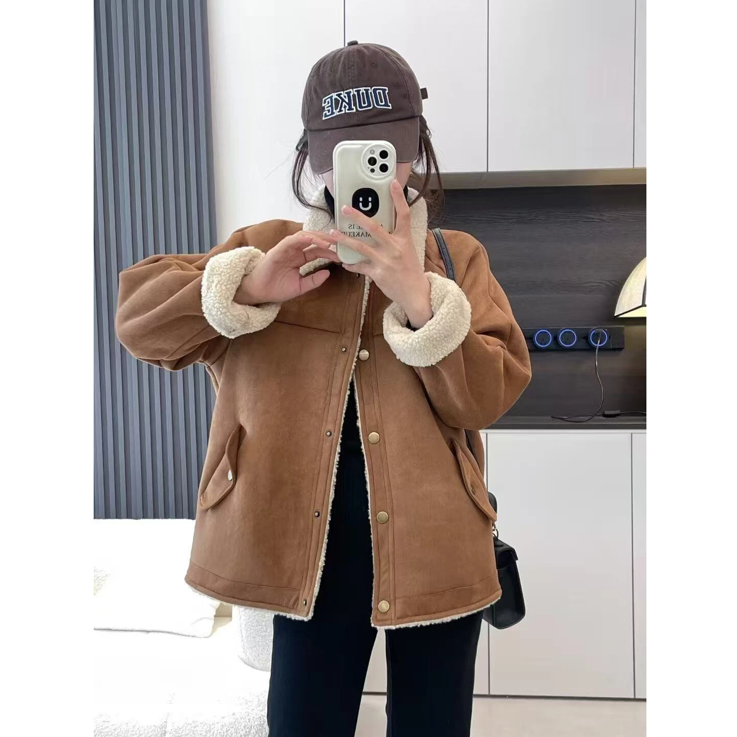 

Women's ort Thiened Autumn Winter Coat Lamb Fur Inteated Cotton Top Warm Straight Tube Korean Sle Long Sve Co...