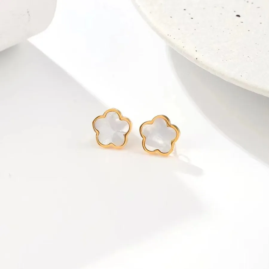 Stainless steel earrings female minority personality Korean version trend simple plum shell titanium steel earrings do not fade image 3