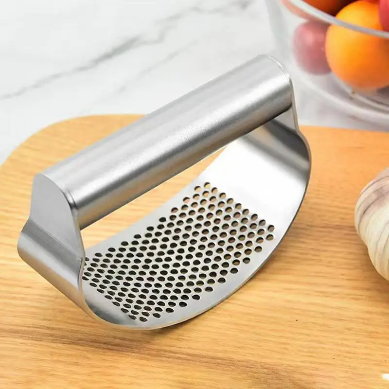 

Stainless Steel Garlic Press Manual Garlic Crusher Garlic Masher Ring Rustproof Garlic Crusher Tool With Ergonomic Handle