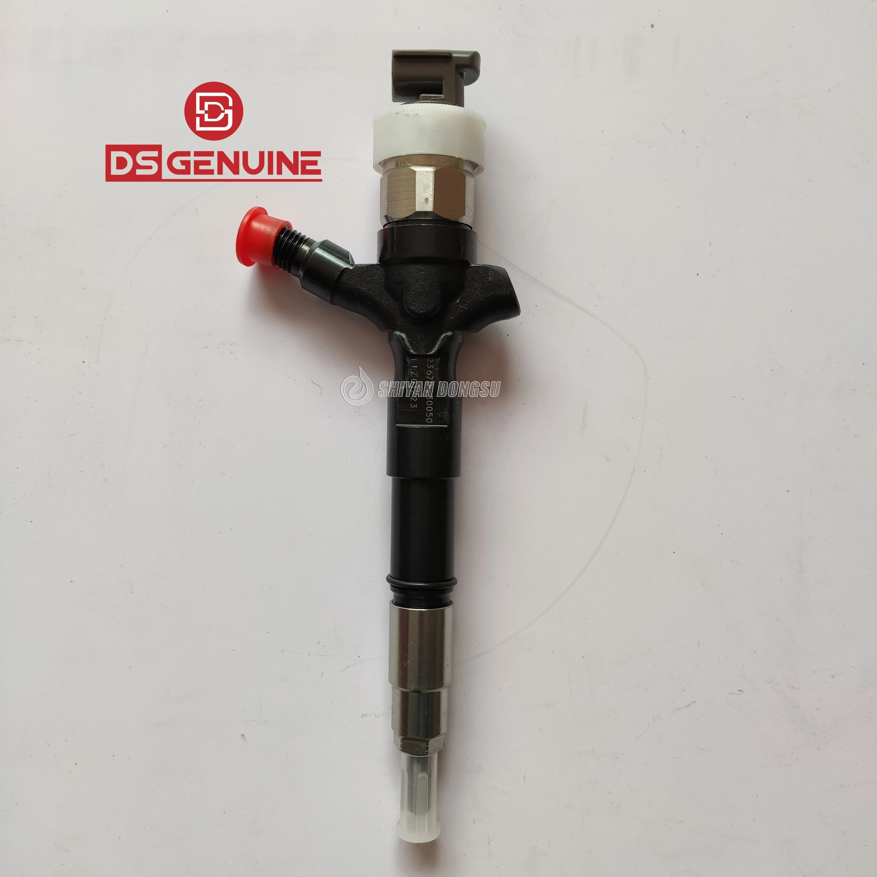 High Quality New 1KD 2KD Diesel Engine Fuel Injector 095000-5881 23670-30050