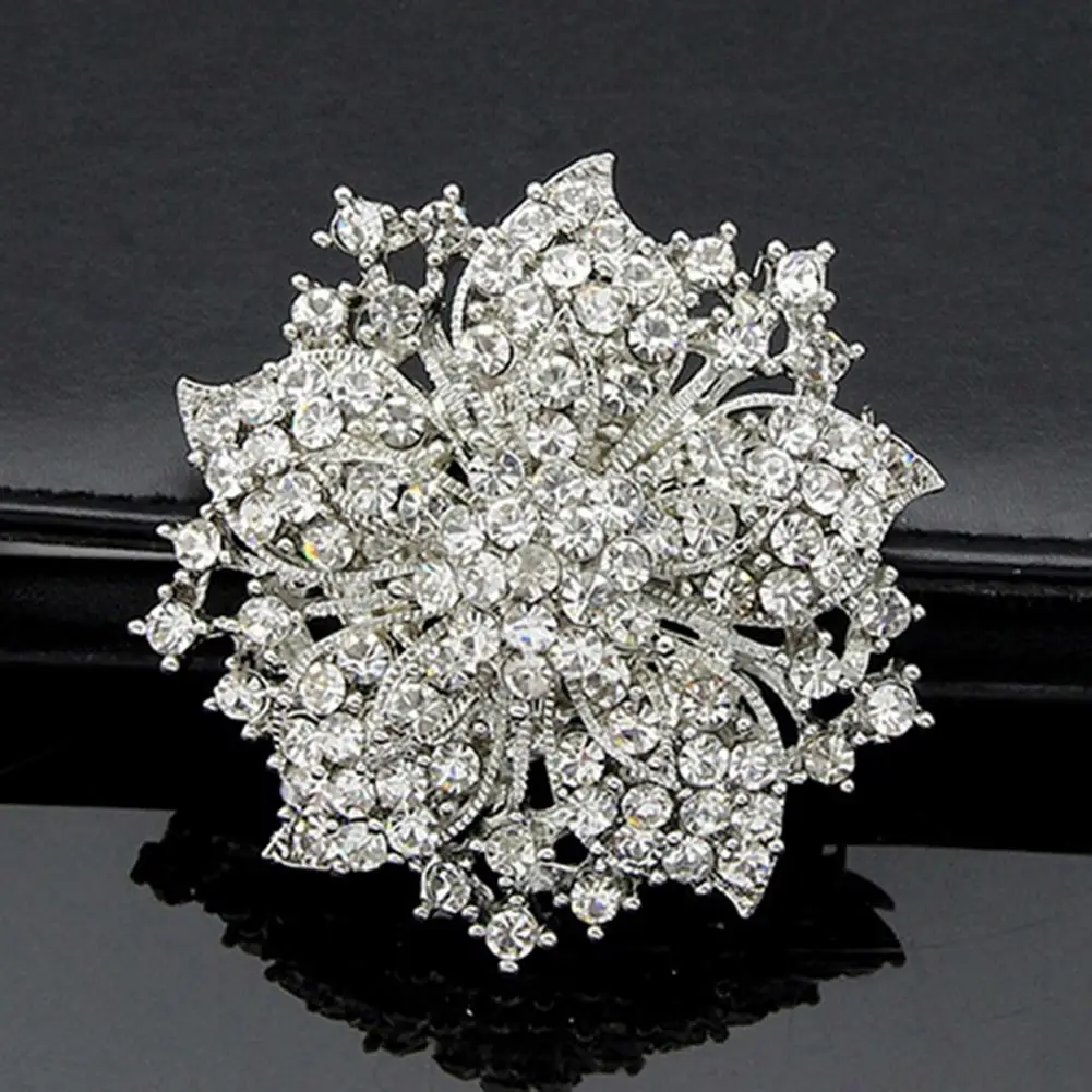 Brooch Portable Brooch Pin Round Flower Shape No Deformation  Fashion Women Rhinestone Round Blossom Brooch