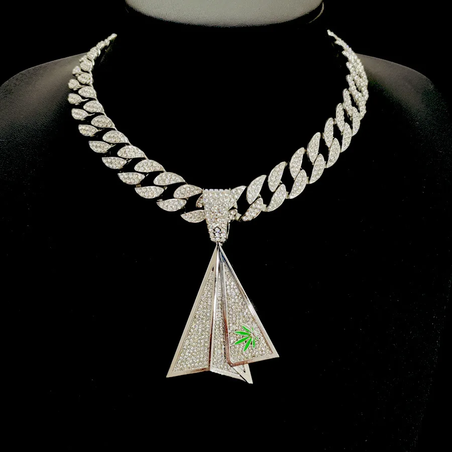 

Men Women Hip Hop Paper Airplane Pendant Necklace with Crystal Cuban Chain HipHop Iced Out Bling Necklaces Fashion Charm Jewelry