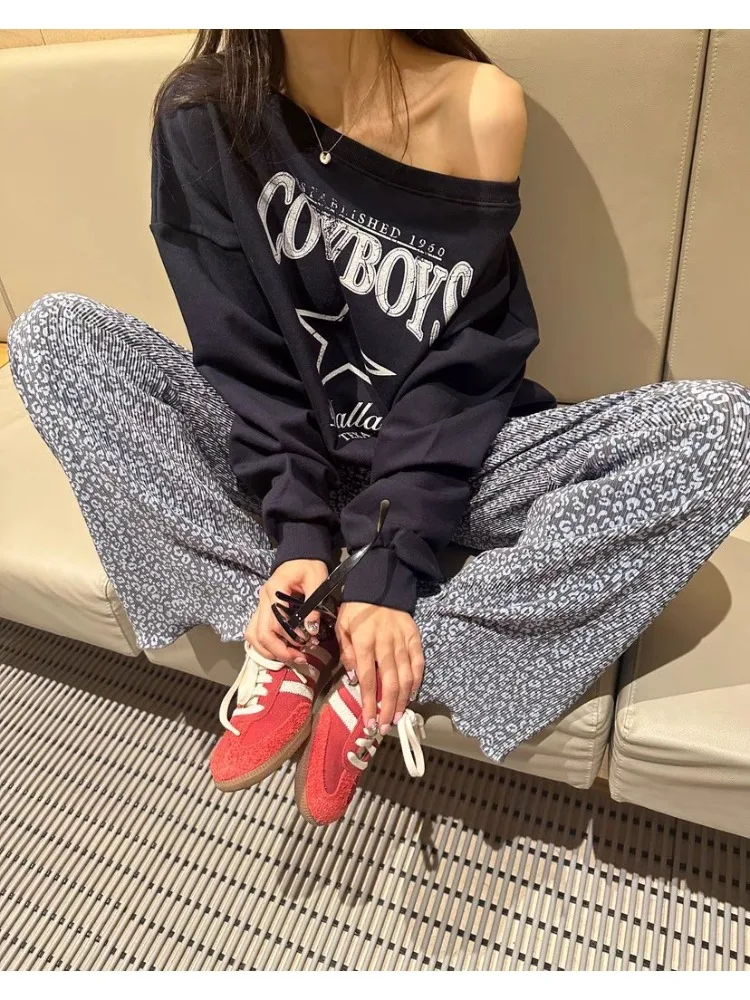 HOUZHOU Korean Style Graphic Sweatshirts Women Off Shoulder Oversized Vintage Y2k Letter Printed Pullovers Casual Streetwear