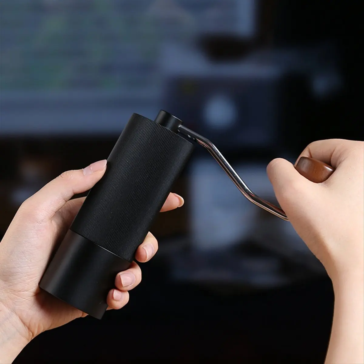 macinacaffe-manuale-in-acciaio-portatile-per-uso-domestico-macinacaffe-in-lega-di-alluminio