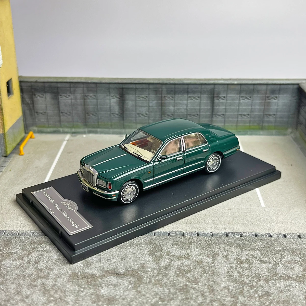 GFCC 1:64 Rolls Royce Silver Seraph RR Car Model 1998