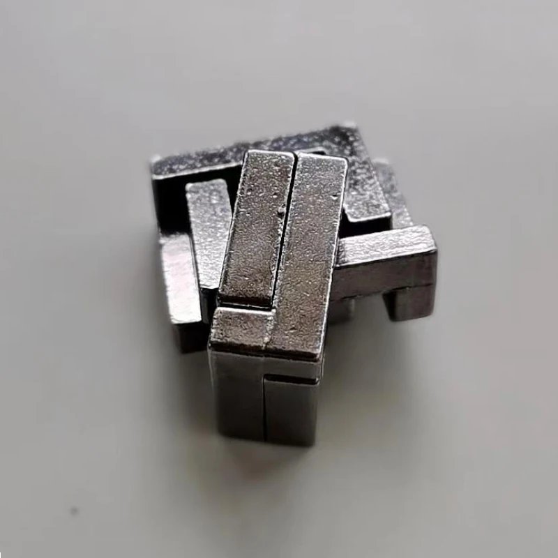 Classic Lock Puzzle Disentanglement Mind Metal Puzzles Unlock Interlock Game Brain Teaser Toys for Kids Adults IQ Challenge