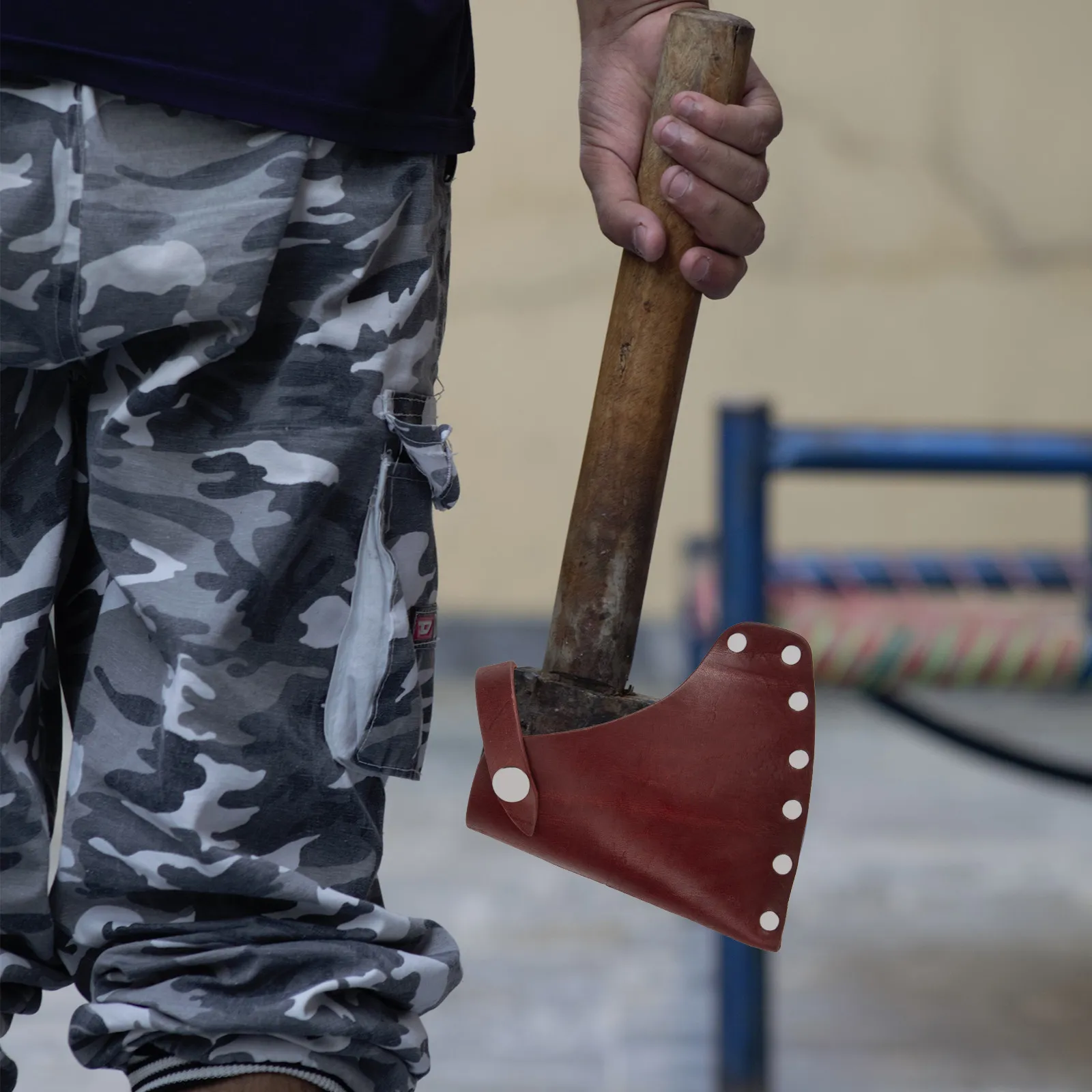 

Прочный чехол из воловьей кожи для топоров, защитный чехол для топоров, для активного отдыха, кемпинга, путешествий, утолщенный, устойчивый к царапинам, функциональный