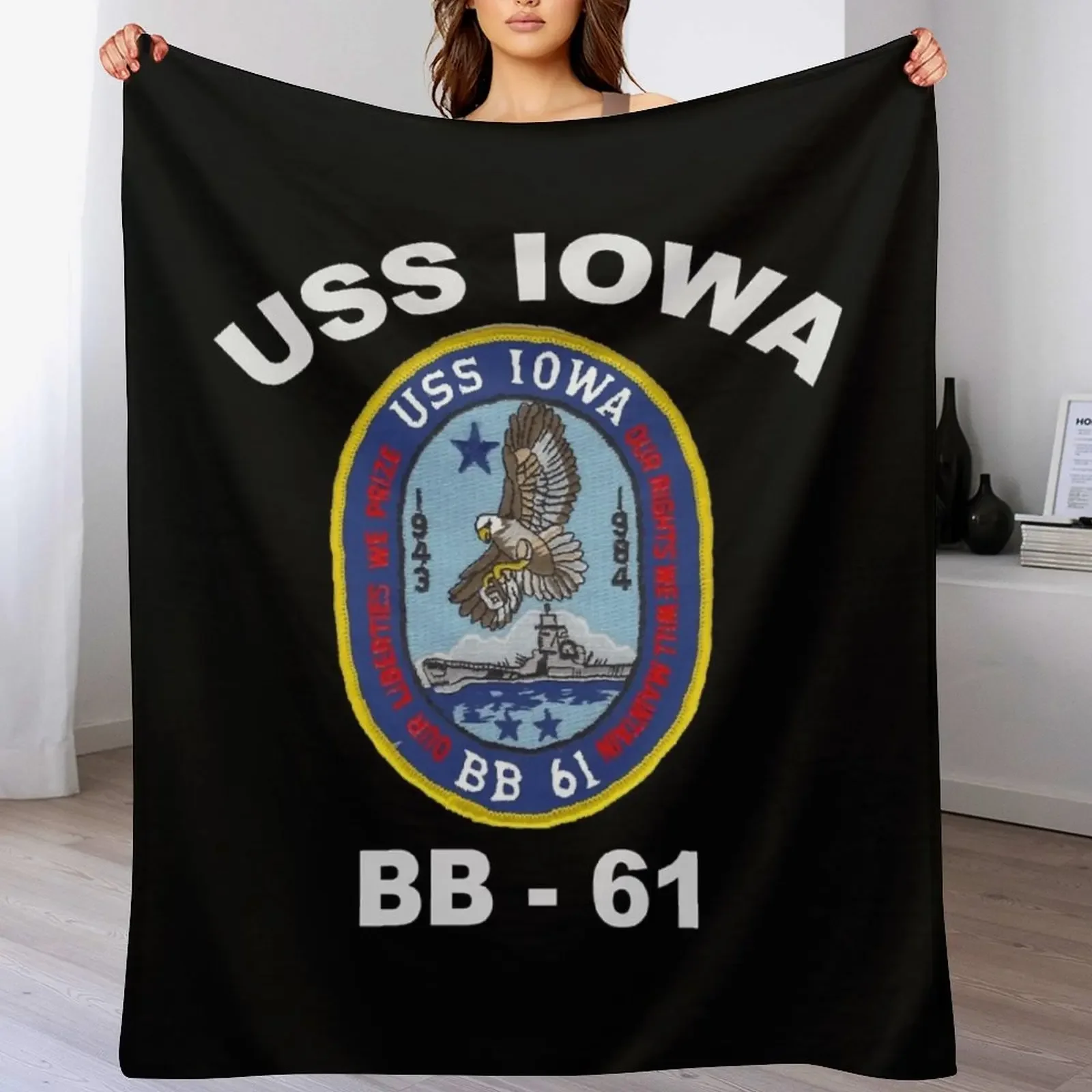 

USS Iowa Throw Blanket manga Loose Hairy Picnic Blankets